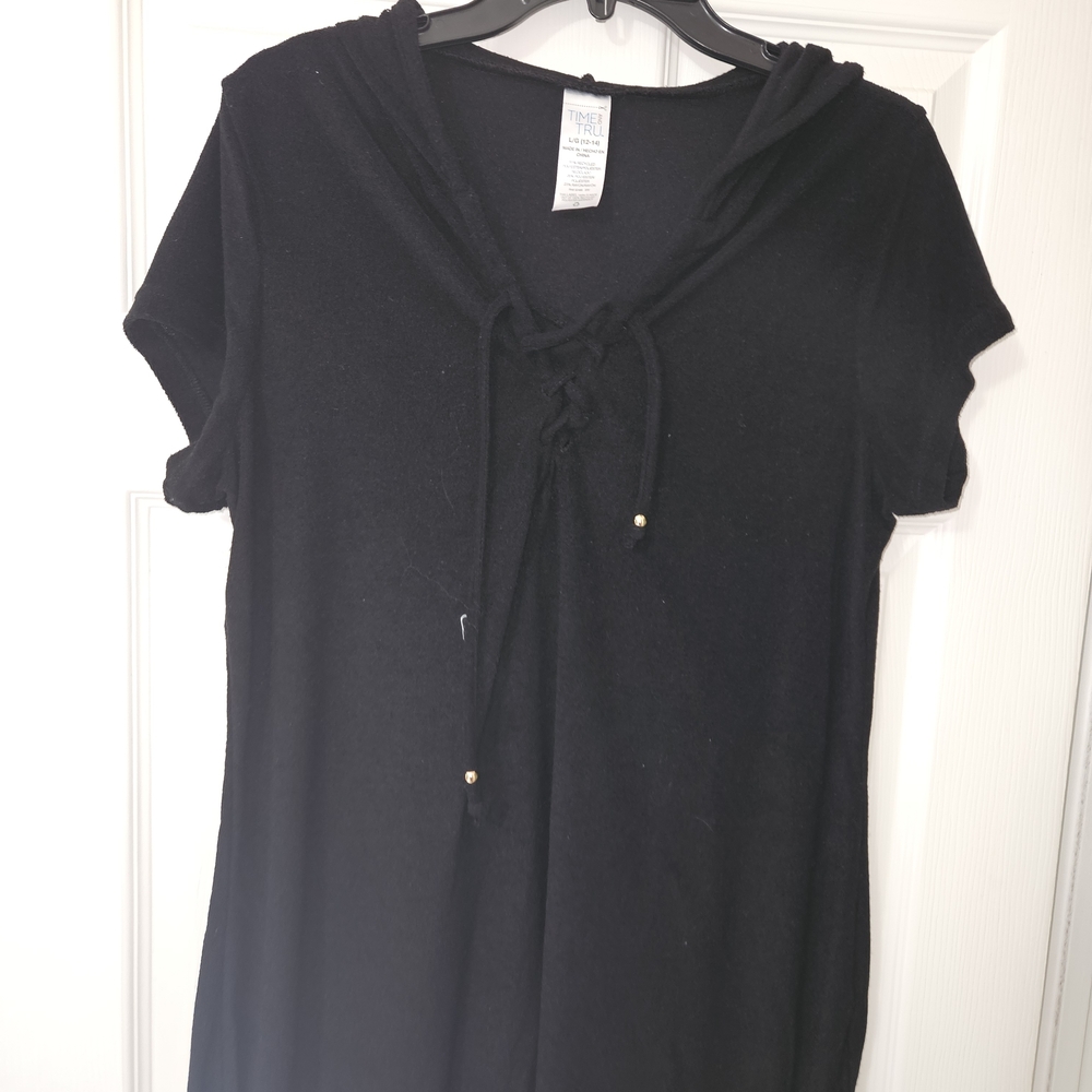 Chic Black Hooded Beach Cover Top with Drawstring